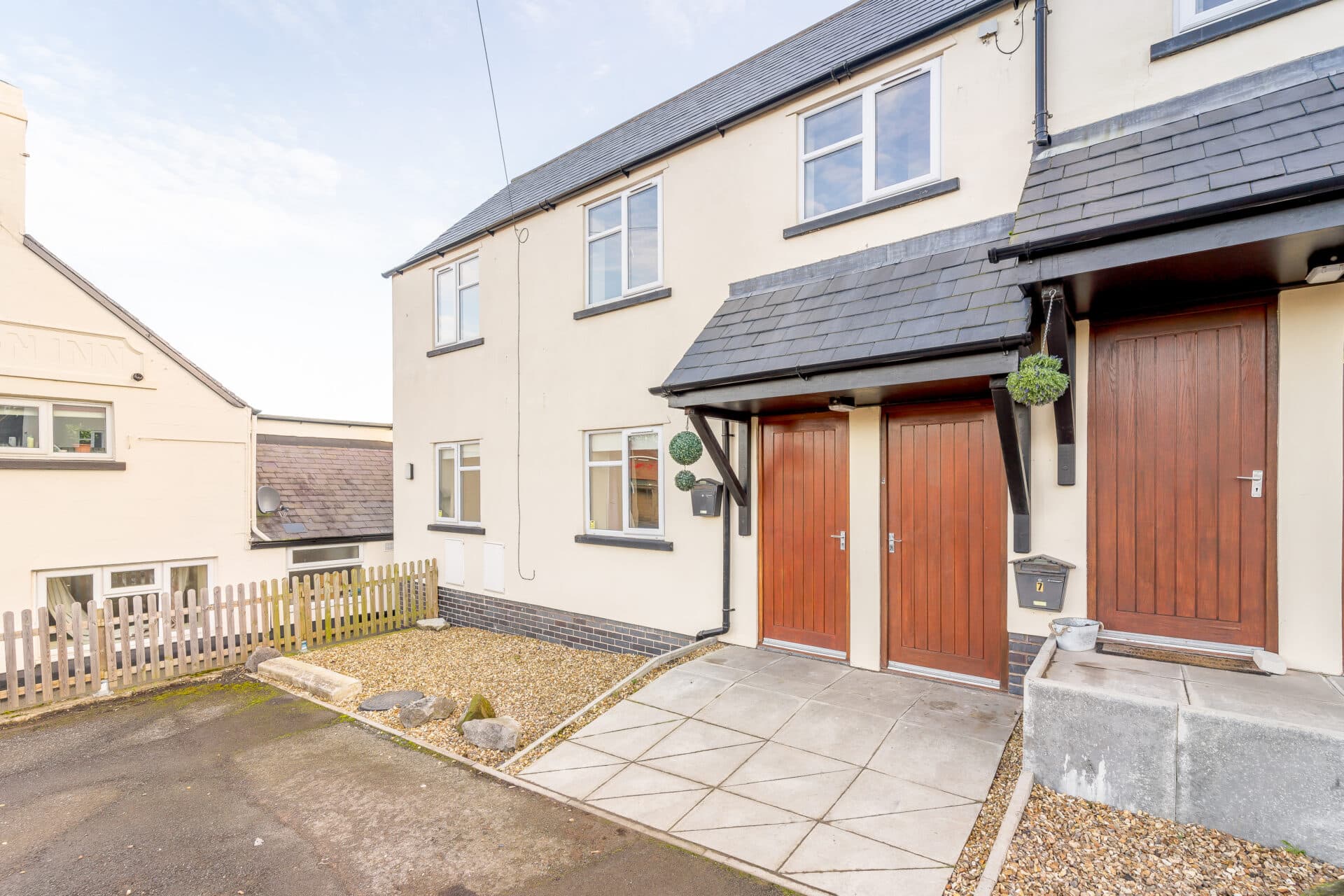 Liverpool Road, Buckley, CH7