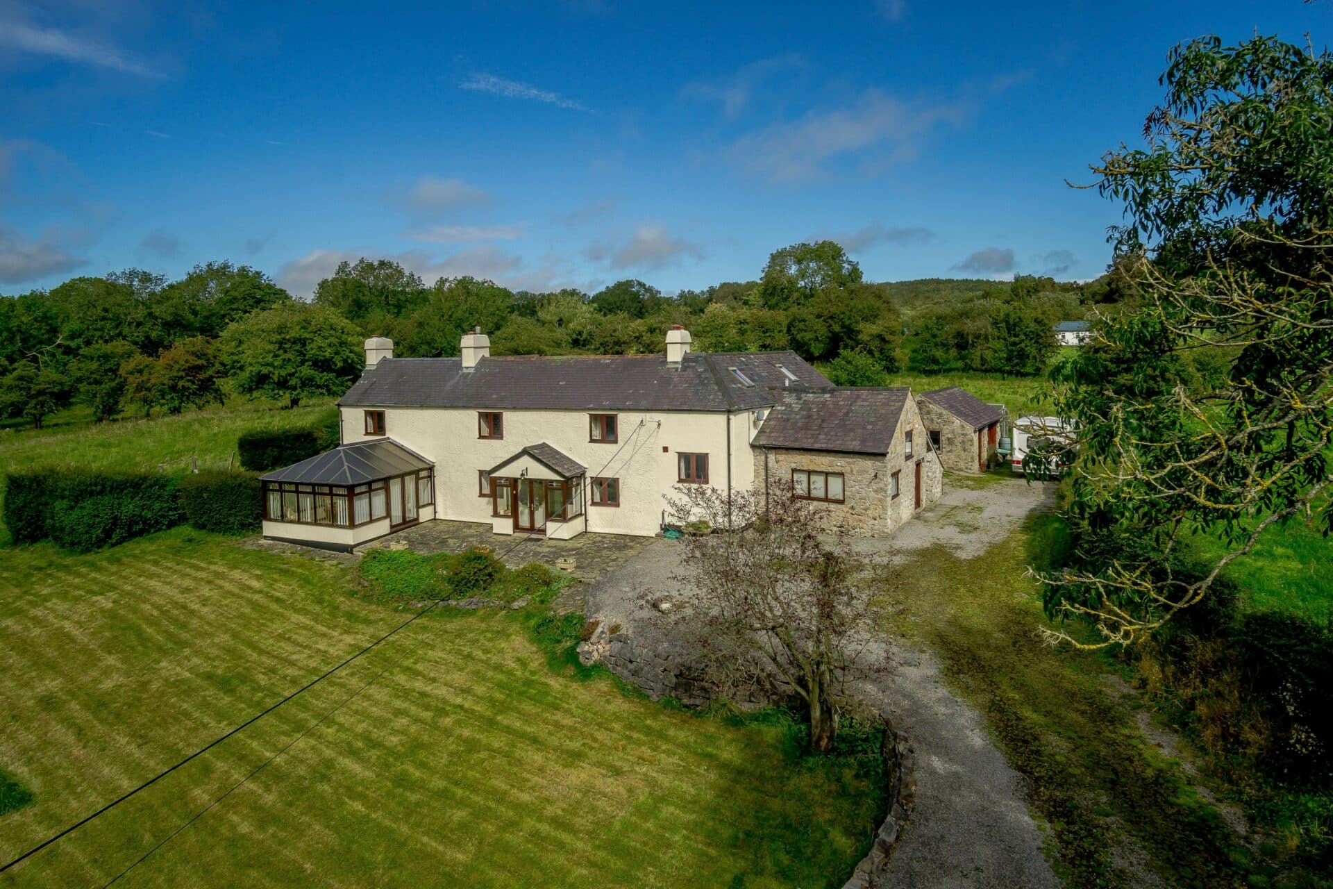 Llanferres, Mold, CH7