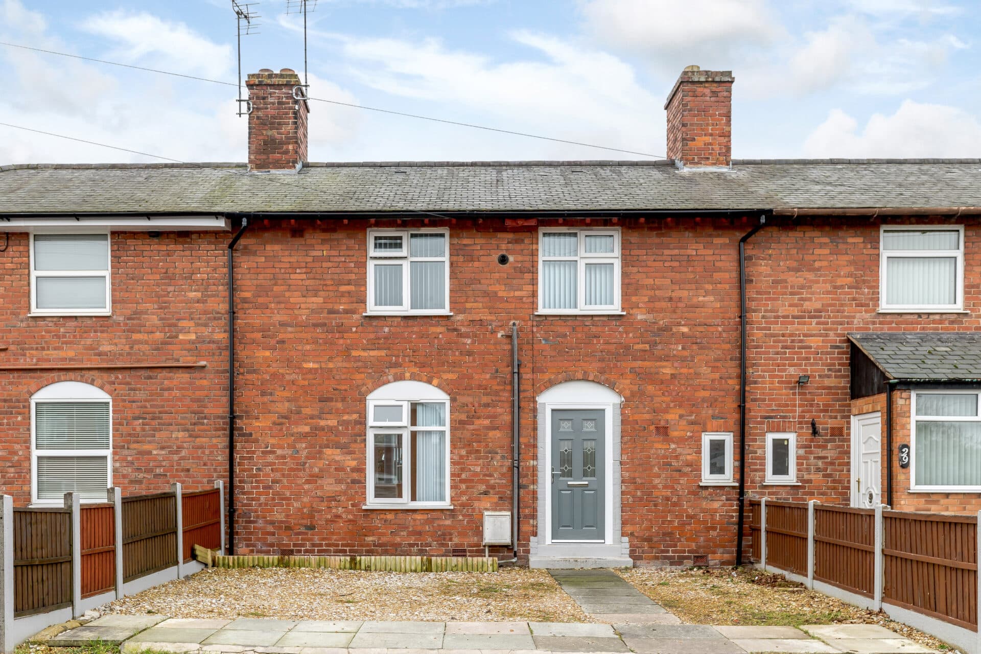 Crossways, Mancot, CH5