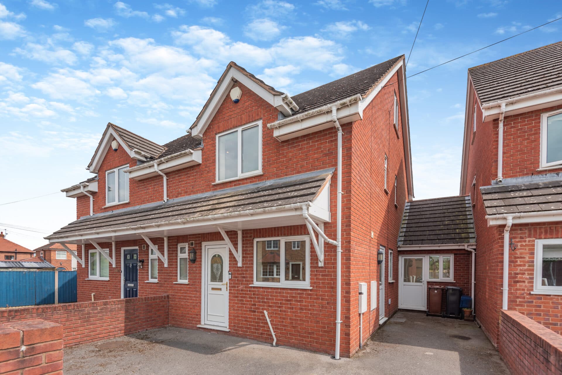 Leaches Lane, Mancot, CH5