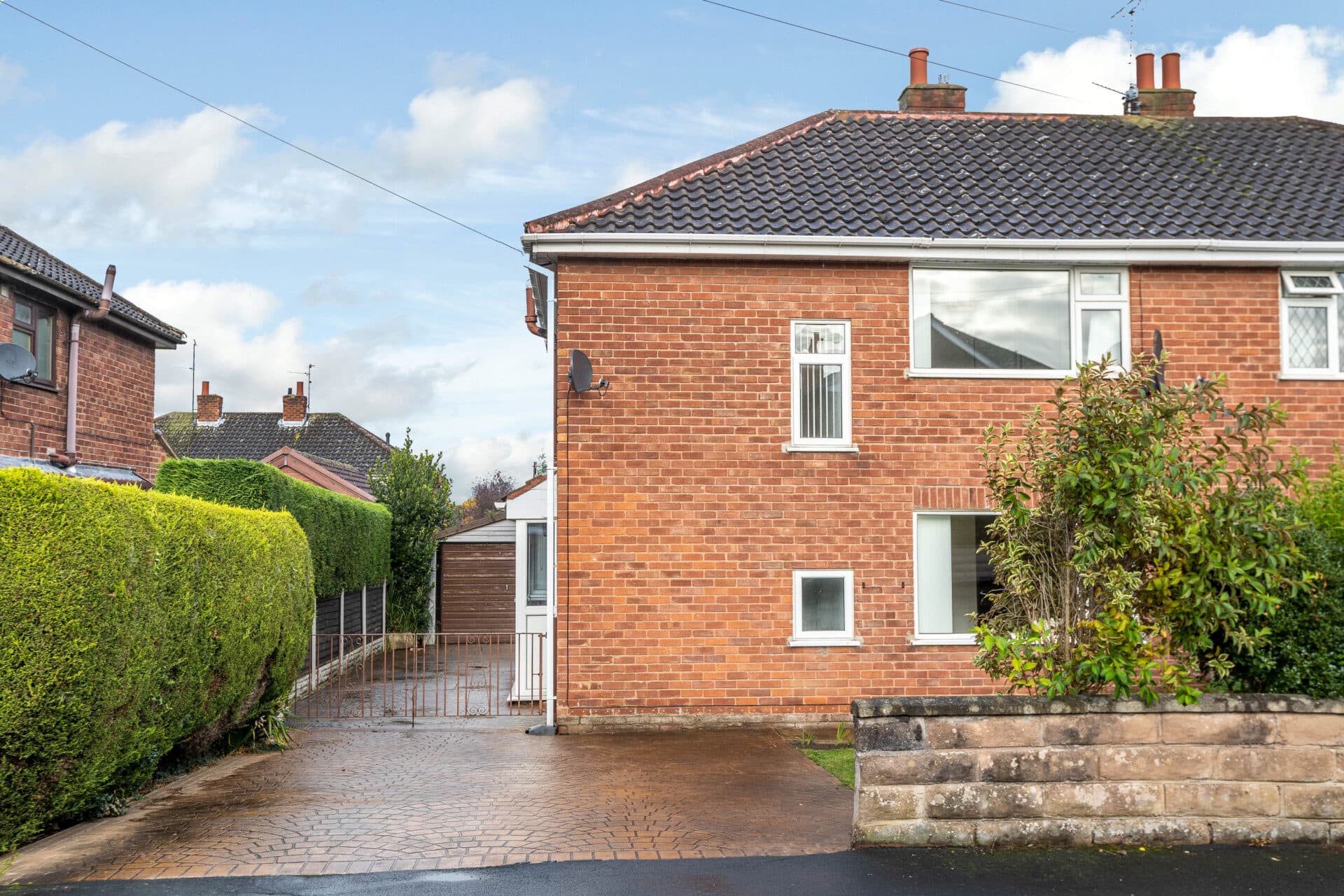 Hawthorn Close, Queensferry, CH5