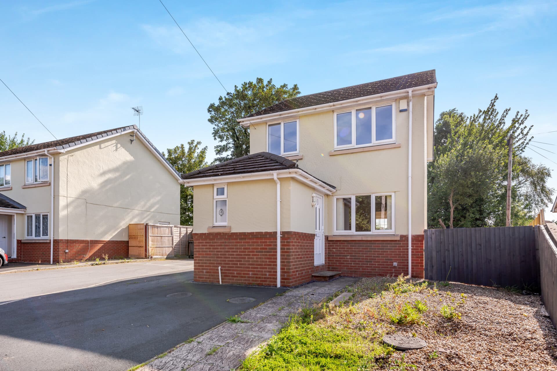 Hawarden, Deeside, CH5