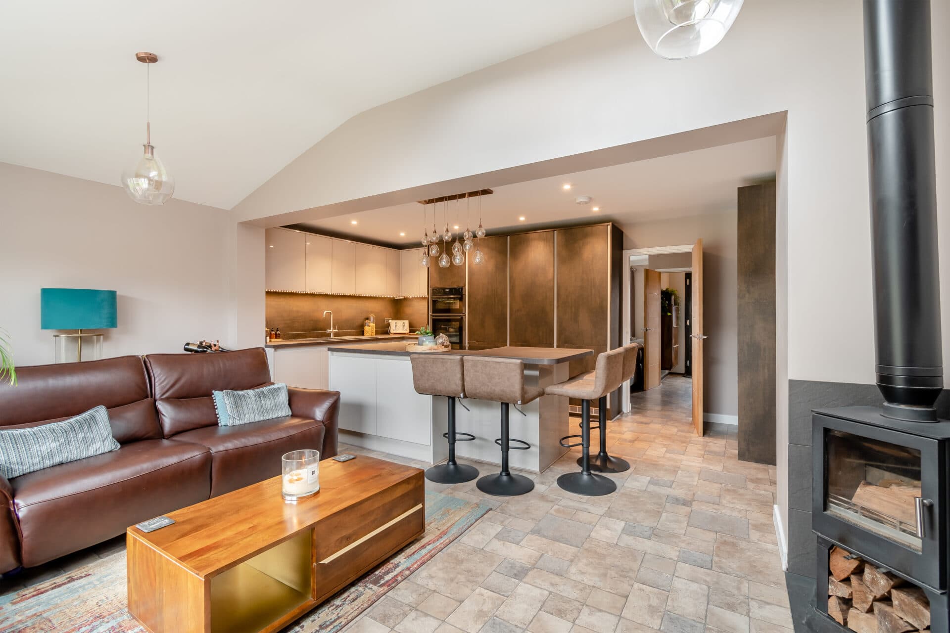 The Birches, Broughton, CH4