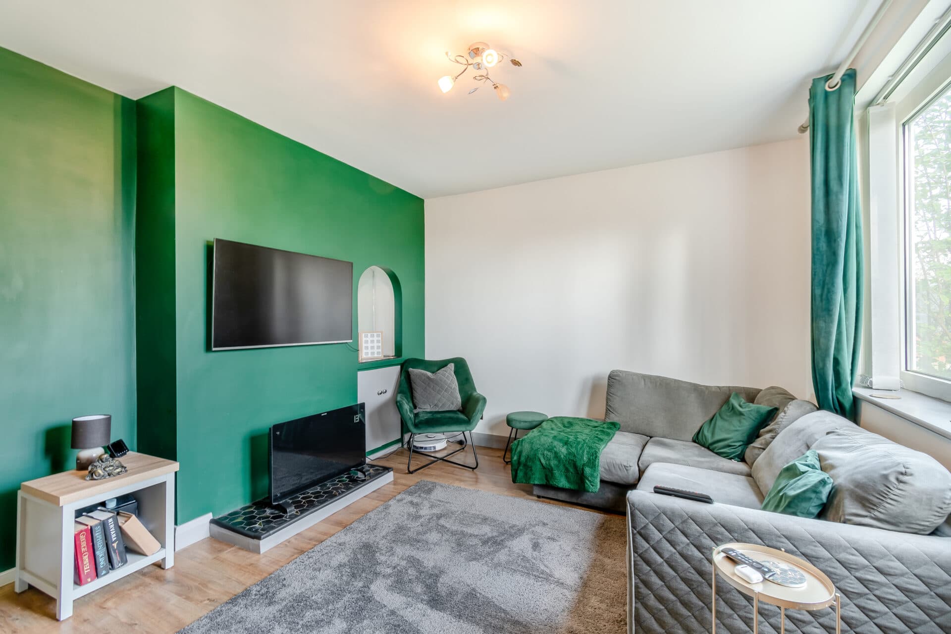 Green Lane, Sealand, CH5