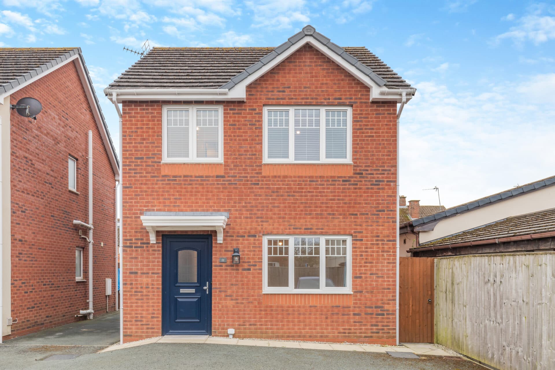 Kings Court, Broughton, CH4