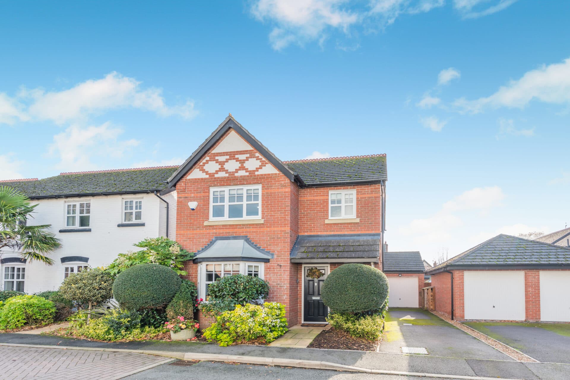 Granary Close, Milton Green, CH3