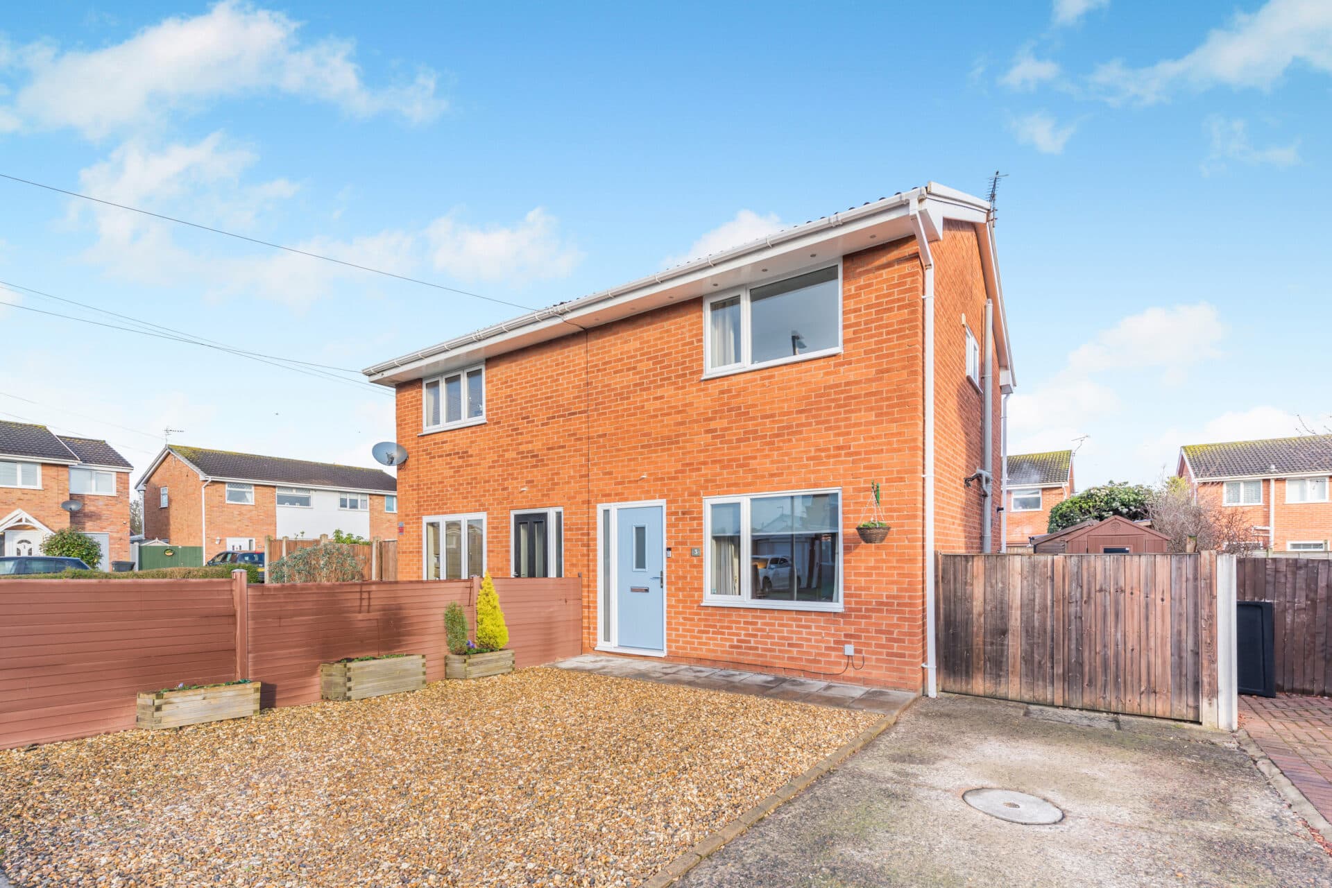 Bracken Close, Broughton, CH4