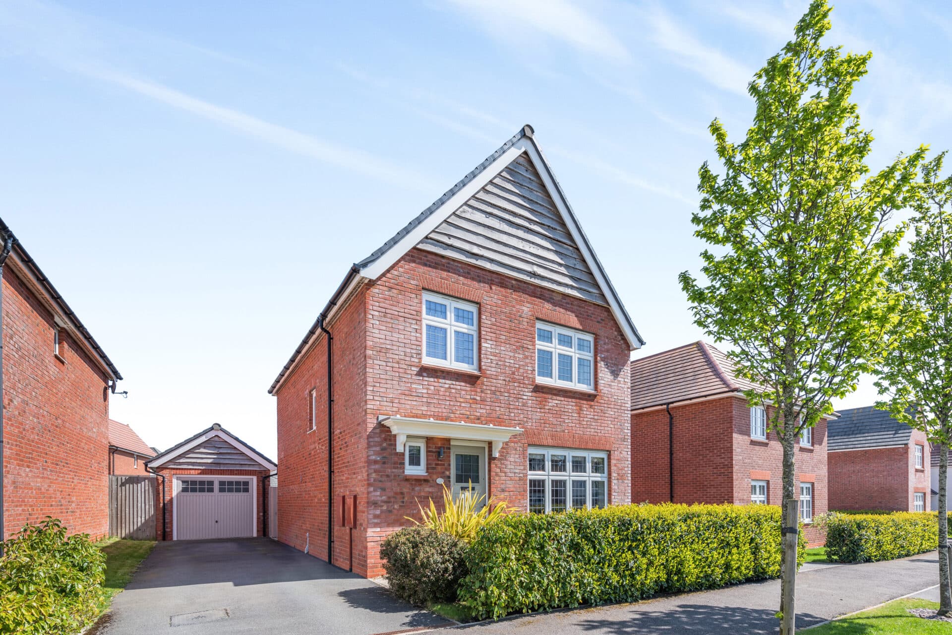 Rhodfa Gladstone, Penymynydd, CH4