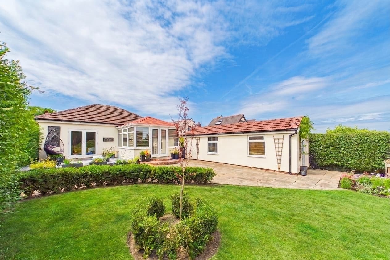 Wood Lane, Hawarden, CH5