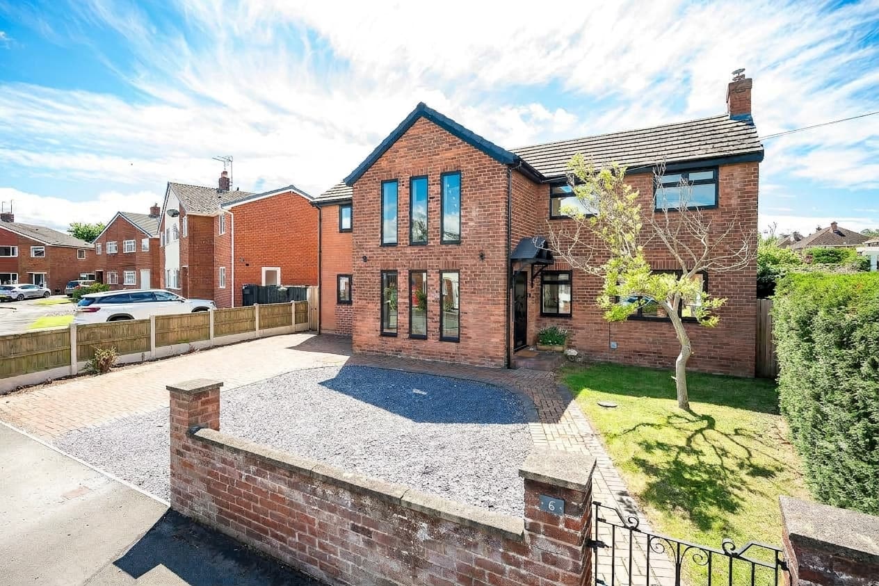 Firbrook Avenue, Hawarden, CH5