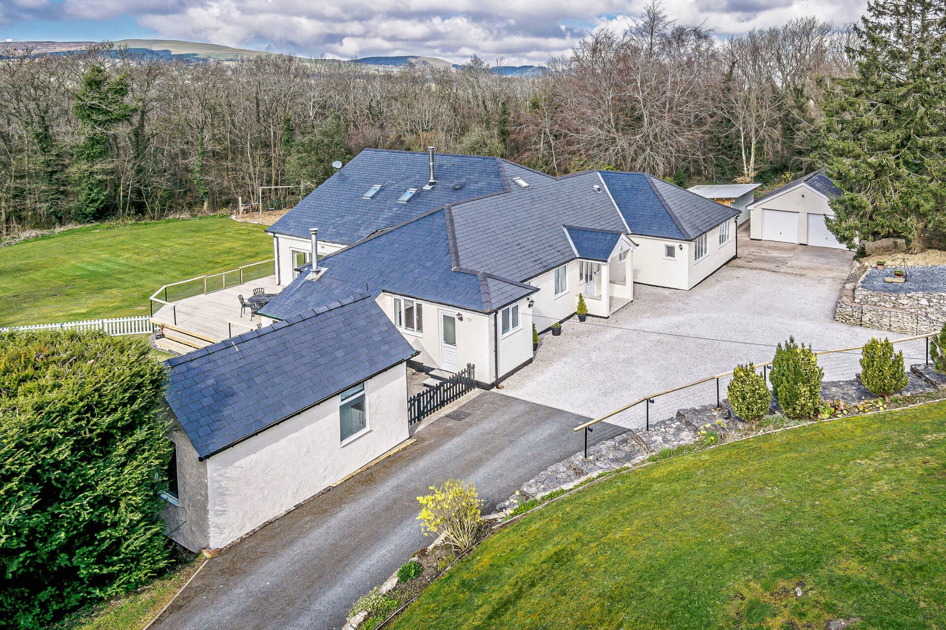 Cilcain Road, Pantymwyn, CH7