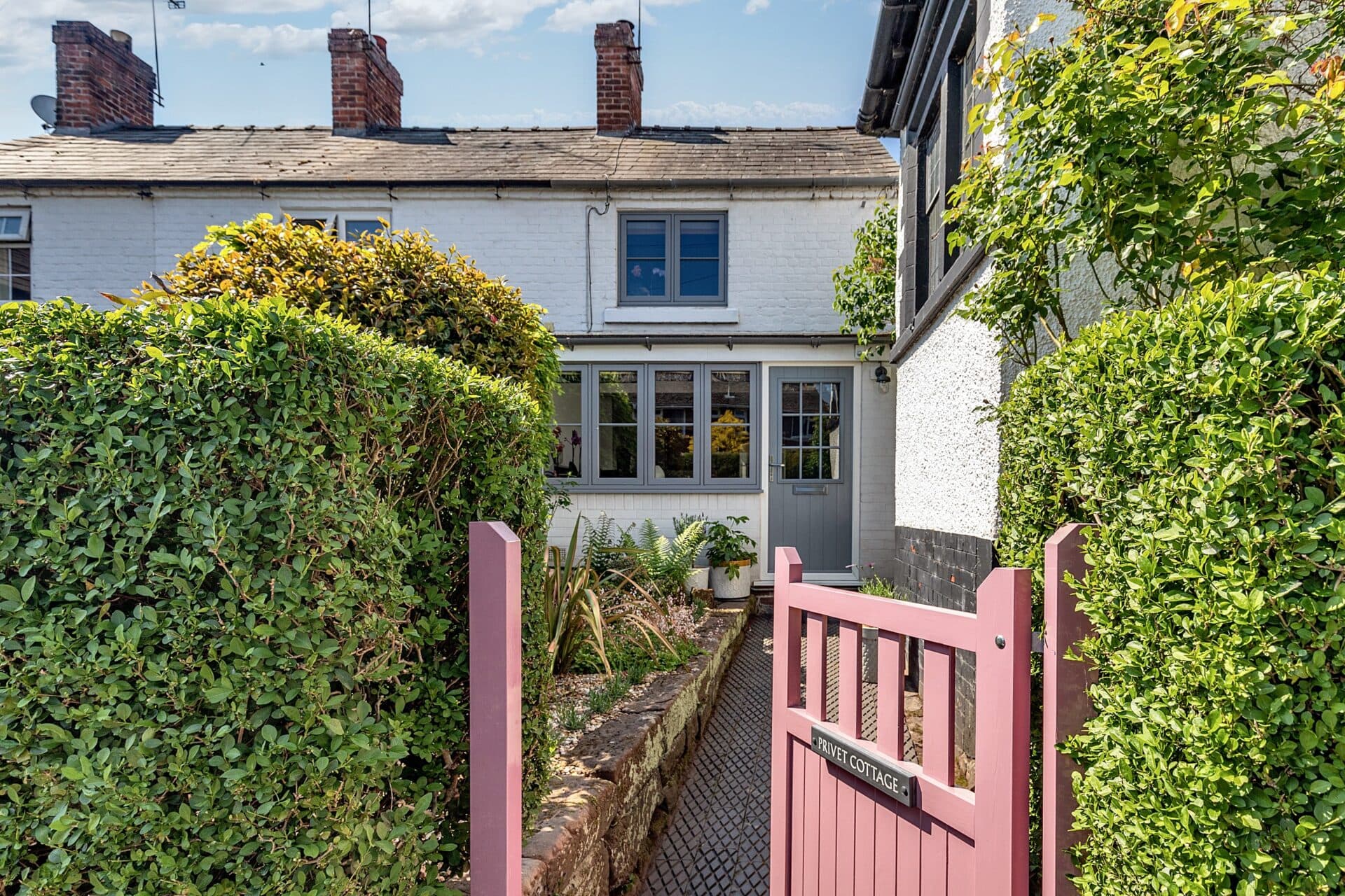 Main Street, Great Barrow, CH3